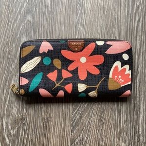 Fossil wallet